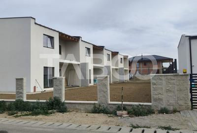 Casa noua insiruita de vanzare in Sebes drumul Petrestiului - 1