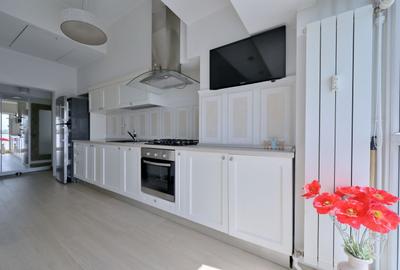 Apartament cu 3 camere semidecomandat în P-ța Unirii - 9