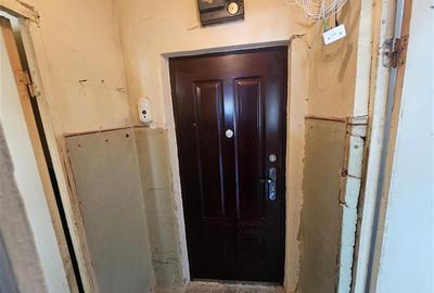 Garsonieră decomandată, mobilată în Micro IV - 18