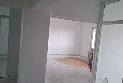 Apartament cu 3 camere decomandat în Unirii - 3