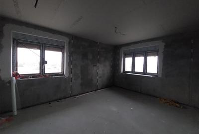 Casă individuală cu 5 camere cu Canalizare în Zimandcuz - 8