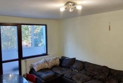 Apartament 4 camere, Tractorul, decomandat, etaj 1 - 2