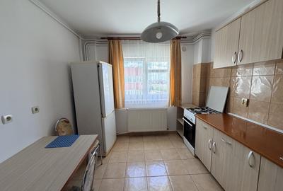 Apartament cu 2 camere decomandat, mobilat în 13 Septembrie - 5