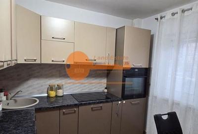 Apartament cu 4 camere semidecomandat, mobilat în Politehnica - 1