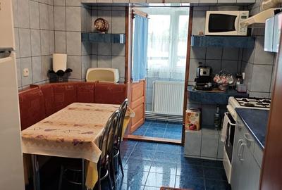 Apartament cu 4 camere decomandat în Obcini - 3