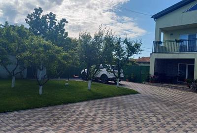 Casă cu 4 camere cu Teren 617 Mp în Cobadin - 1
