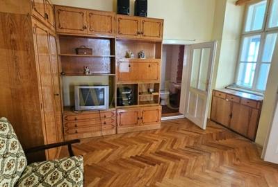 Casă individuală cu 4 camere cu Canalizare în Central - 5