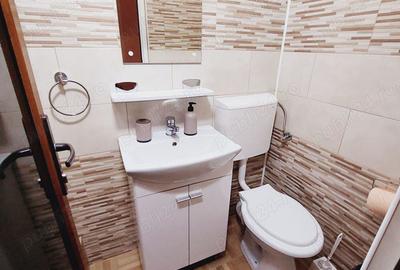 Casă cu 5 camere cu Teren 4200 Mp în Poiana Mărului - 3