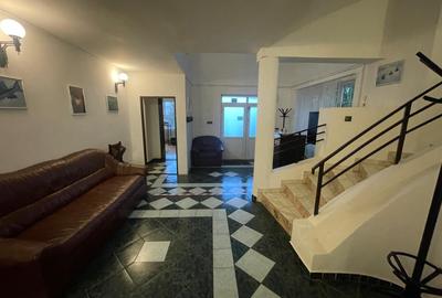 Casa foarte spatioasa cu curte, fosta pensiune 13 camere 780mp Zorilor Casa foarte spatioasa cu curte, fosta pensiune 13 camere 780mp Zorilor - 13