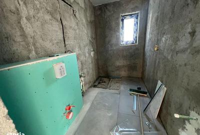 Casă cu 4 camere în Mărăcineni - 12