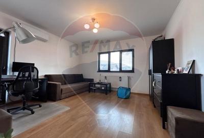 Apartament cu 2 camere decomandat în Central - 40