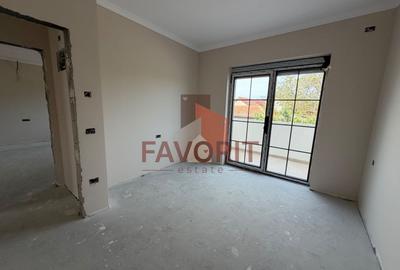 Duplex cu 7 camere cu Canalizare în Bucovina - 10