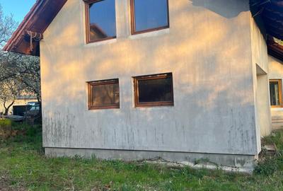 Casă cu 4 camere în Central - 4