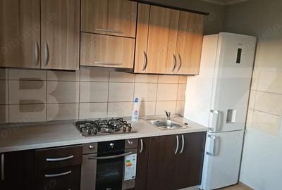 Apartament cu 3 camere decomandat în Central - 4
