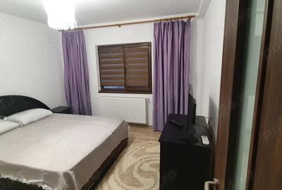 Apartament cu 3 camere decomandat în Faleza Nord - 1