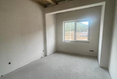 Case individuale 4 camere, 110 mp, 400 teren, Luna de Sus - 1