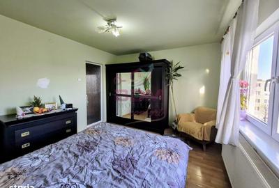 Apartament cu 2 camere decomandat în Micro 1 - 2