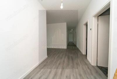 Casa moderna, parter, Halchiu la doar 15 minute de Bra?ov - 1