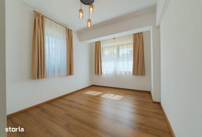 Casă cu 4 camere cu Teren 2481 Mp în Bran - 4