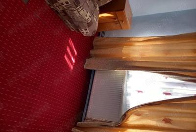 Apartament cu 3 camere decomandat în Central - 1