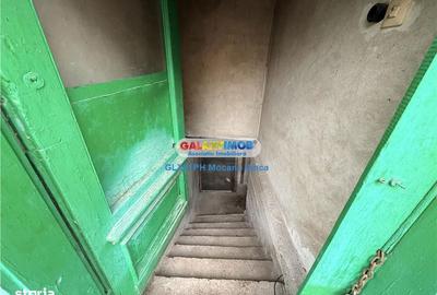 Casă cu 7 camere cu Teren 400 Mp în Traian - 7