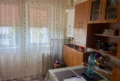 Apartament cu 3 camere semidecomandat în Central - 7