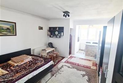 Garsoniera, zona Grivitei - 10