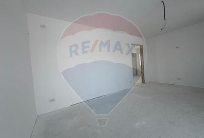 Casă cu 4 camere cu Teren 450 Mp în Săbăreni - 7