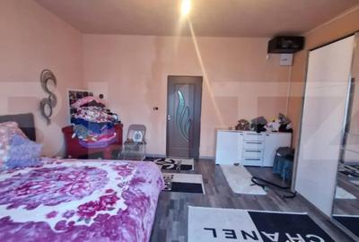 Casă cu 5 camere cu Canalizare în Central - 9