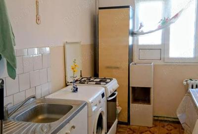 Apartament cu 2 camere decomandat în Titan - 2