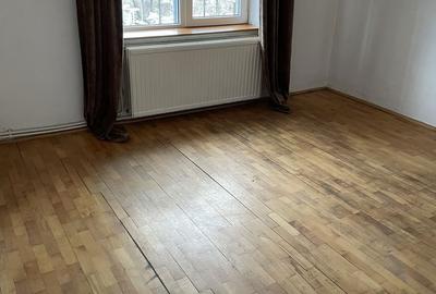 Casă cu 4 camere în Viișoara - 3