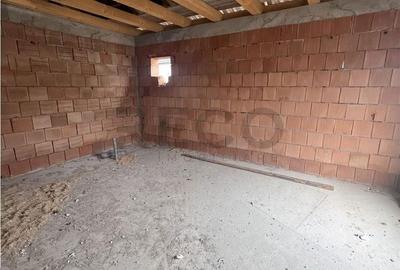 Casă cu 4 camere cu Teren 587 Mp în Central - 7