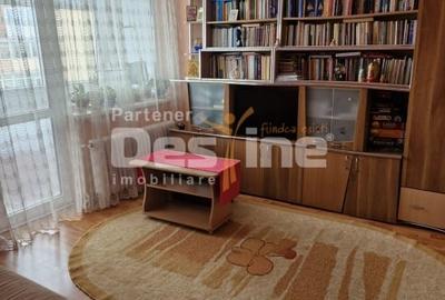 Apartament cu 2 camere decomandat, mobilat în Cugir - 1