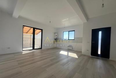 Casă cu 4 camere cu Teren 350 Mp în Berceni