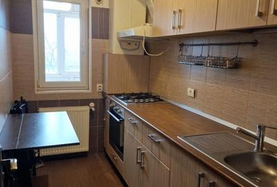 Garsonieră decomandată în Apărătorii Patriei - 11