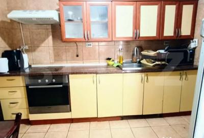 Casă cu 7 camere cu Teren 579 Mp în Central - 11