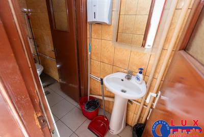 ID 8268 DE INCHIRIAT spa?iu comercial - 16