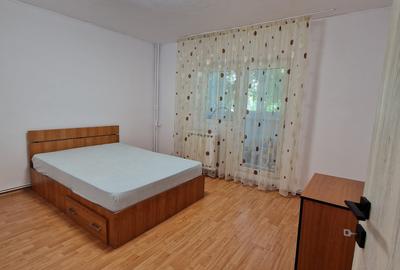Apartament cu 3 camere, mobilat în 13 Septembrie - 5
