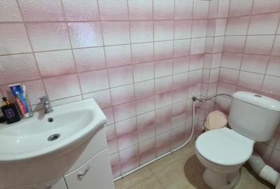 Apartament cu 4 camere semidecomandat în P-ța Gorjului - 15