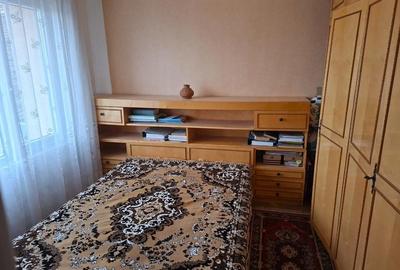 Apartament cu 4 camere decomandat în Central - 1
