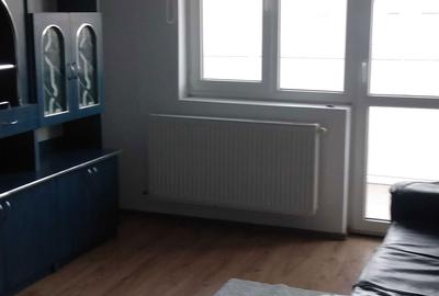 Apartament cu 3 camere decomandat în Exterior Vest - 1