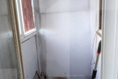 Apartament cu 3 camere decomandat în Giurgiului - 3