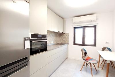 Apartament cu 4 camere decomandat în Aviației - 2