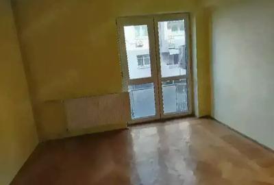 Apartament cu 2 camere semidecomandat în Central - 3
