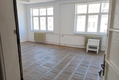 Birou, de 36 mp, în Gară - 6