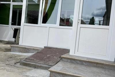 Casă cu Teren 37 Mp în Central - 2