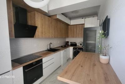 Apartament cu 2 camere decomandat în - 1