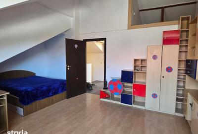 Casă cu 5 camere cu Teren 220 Mp în Central - 4