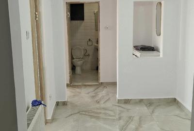 Apartament cu 3 camere decomandat în Central - 3