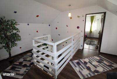 Casă cu 3 camere cu Teren 183 Mp în Central - 13